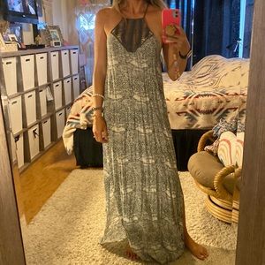 Acacia Maxi dress